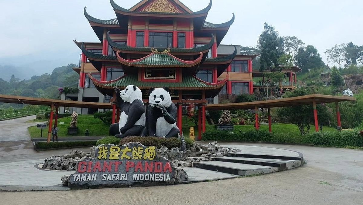 Istana-Panda-Taman-Safari-Cisarua